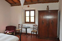 podere palazzina bedroom west